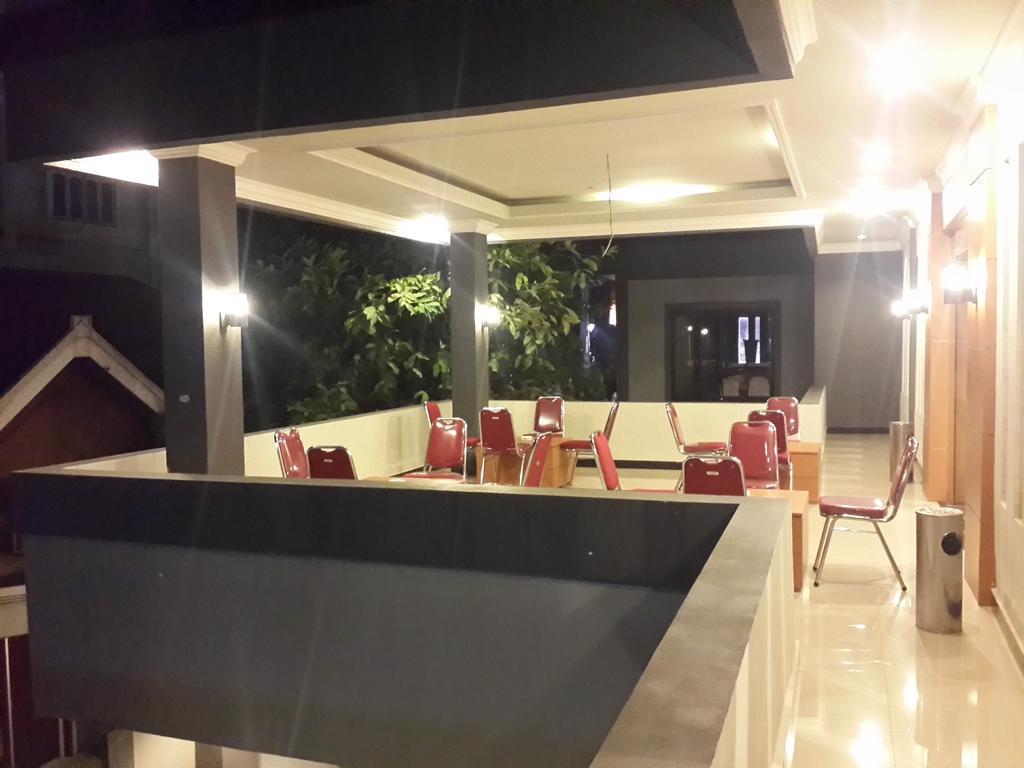 Raja Residence Jambi Esterno foto